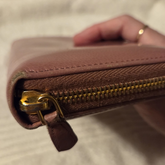 Prada Dusty Rose Leather Wallet EUC - Picture 9 of 16